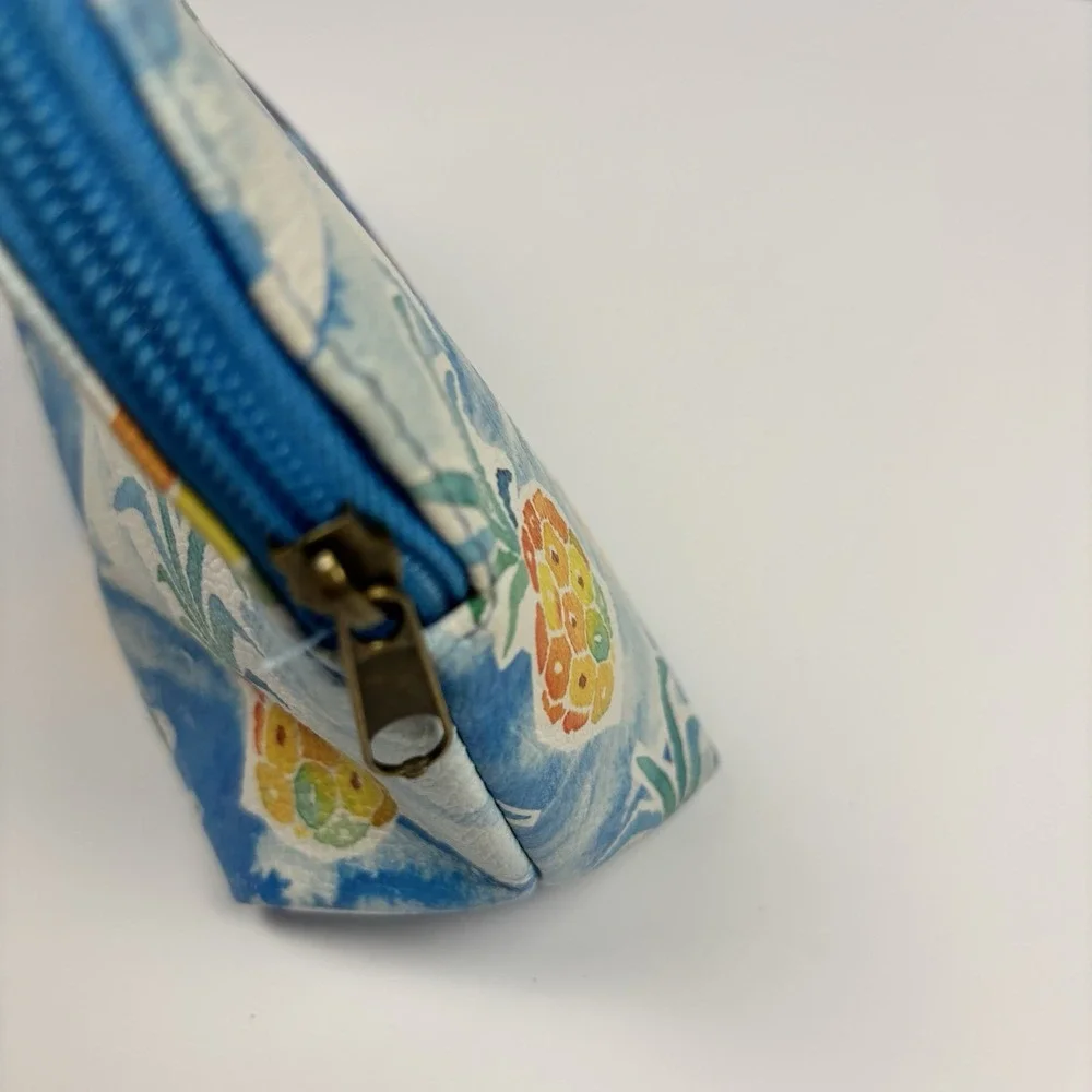 Disney‎ Lilo & Stitch Makeup Bag Cosmetic Pouch Travel Tote Pineapple